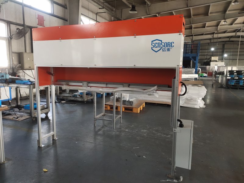 鋁型材設(shè)備機(jī)架